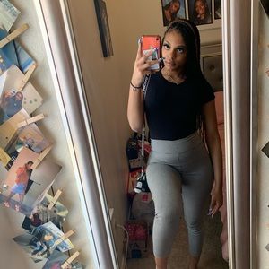 Meet your Posher, Taniya